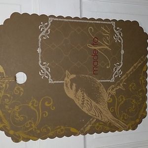 Wall Tag "Made to Nest"